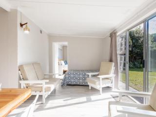 32 Main Road - Struisbaai - 8