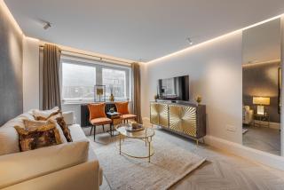 Luxury Flat with AC 2-Min Walk to Harrods - 5
