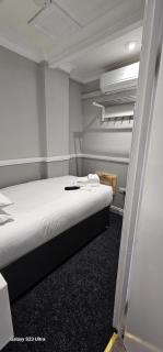 JUST ROOMs - Plymouth - 7