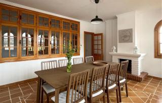 Stunning Home In Casarabonela - Casarabonela - 2