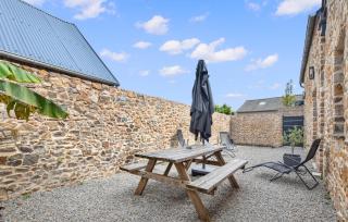 3 Bedroom Stunning Home In Creances - 1
