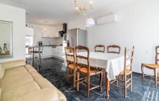 2 Bedroom Nice Home In Chateaurenard - Châteaurenard - 6