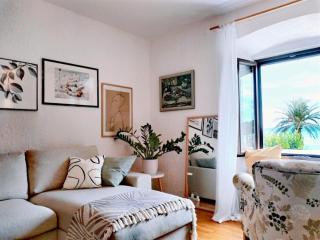 Apartment Laura - Makarska center - 0