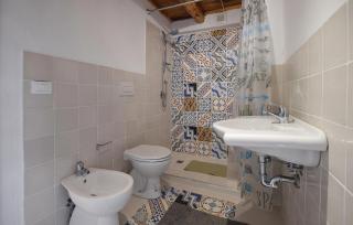 1 Bedroom Cozy Home In Longobardi - Longobardi - 1