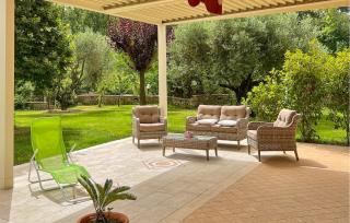 Stunning Apartment In Marzano Appio - - 9