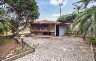 Amazing Home In Reggio Calabria - Reggio Calabria - 3
