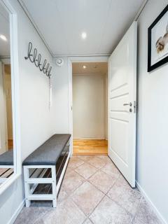 Bright and cozy studio - newly renovated bathroom and free parking - 7