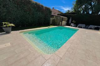 Antibes - Villa 8 Personnes - Piscine - Parking - Antibes - 8