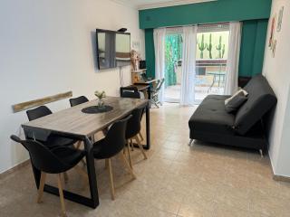 Céntrico y amplio apartamento a pasos del metro - Buenos Aires - 6