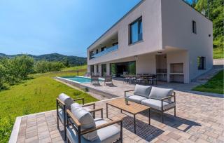 Cozy Home In Glavanovici - 0