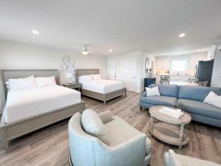 1003 Queen ADA & Pet Friendly Suite, 1st Floor Cove - Surf City - 3