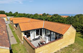 Beautiful Home In Allinge - 0