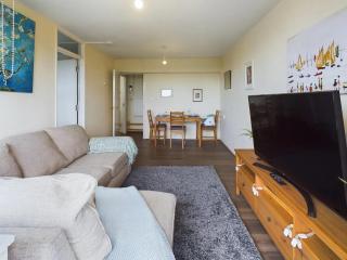 Lovely 1 BR serviced apartment w patio sleeps 3 Pass The Keys - Londen - 5