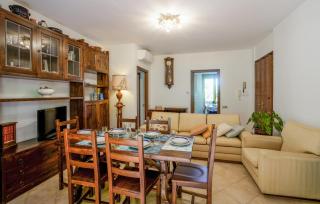 Amazing Apartment In Monteriggioni - Monteriggioni - 8