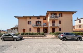 Amazing Apartment In San Feliciano - San Feliciano - 6