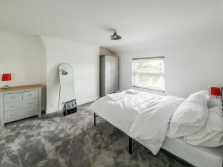 Viking Bay Hideaway- Central Broadstairs Pass the Keys - 3