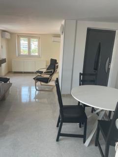 DONNA MARIA ATTICO - 6