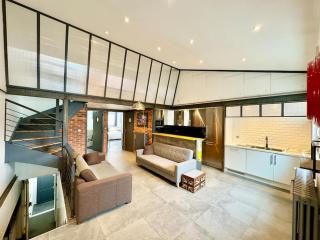 A l Urban de Champagne - Reims - 0