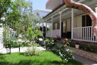 Twin Villa - Golem - 1