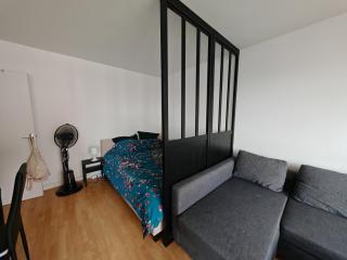 Appartement lumineux proche de la ligne 14 - Paris - 1