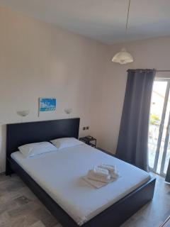 Golden Beach-Tsianis Apartments - Néa Meságkala - 0