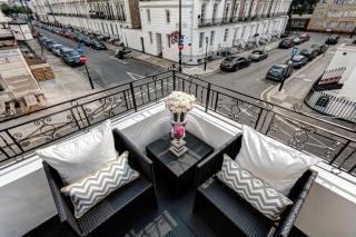 Beautiful & Luxurious 3 bed home, with amazing terrace - 9