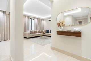 Silkhaus New & Ultra Luxury 2BDR in Al Malqa - Riad - 5