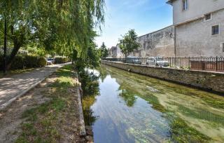 Nice Apartment In Lisle-Sur-La-Sorgue - LʼIsle-sur-la-Sorgue - 3