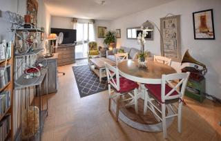 Nice Apartment In Lisle-Sur-La-Sorgue - LʼIsle-sur-la-Sorgue - 8