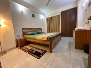 Himalayann Retreat - 1