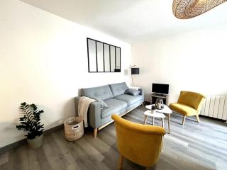 Côté Cour - Appartement en plein centre-ville & proche des thermes - 5