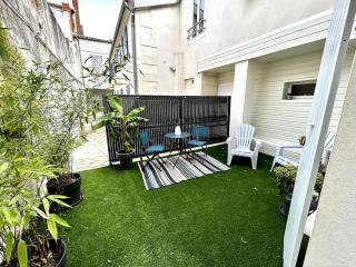 Côté Cour - Appartement en plein centre-ville & proche des thermes - 2