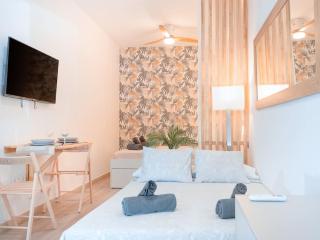 Acogedor Estudio en Triana con Jacuzzi y Wifi - Sevilha - 9