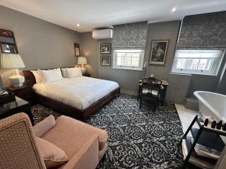 No. 30 Knightsbridge - London - 4