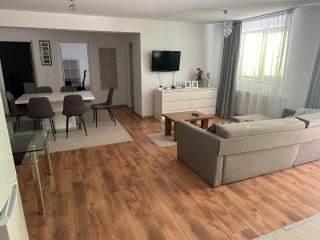 10 minute walking to Untold - 5