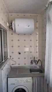 Gran ventilación, fresco, muy bien equipado, garaje - 7