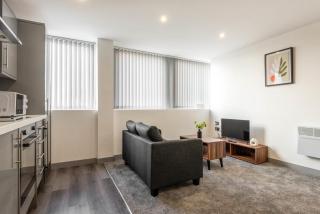 Modern 1 Bedroom Apartment in Yeadon - Yeadon - 8