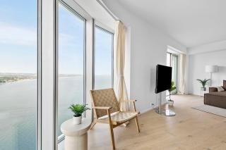 Penthouse suite on 35th floor - 2