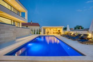 Villa NikSun with heated pool - Bibinje - 8