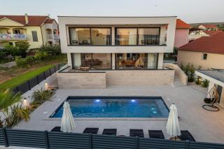 Villa NikSun with heated pool - Bibinje - 1