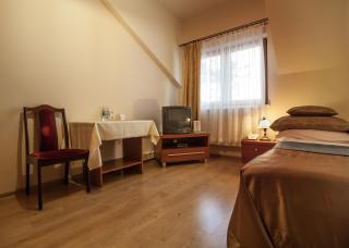 Restauracja i noclegi Pod Skałą - Jasło - 8