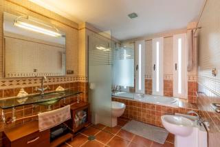 RentitSpain Casa Maapa Confort y Lujo con Hermoso Parque - Motril - 9
