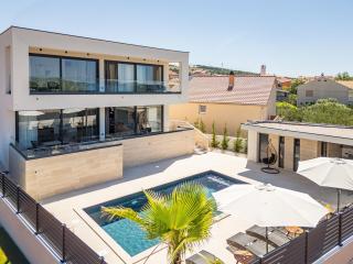Villa NikSun with heated pool - Bibinje - 3