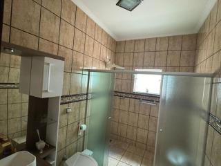 Casa linda com piscina a menos dois minutos dos maiores Centros Turísticos de Aparecida! - Aparecida - 7