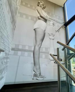 Hotel Rudra - Hollywood - 4