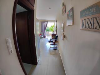 LOU PLACE ,near Athens Airport - Koropi - 2