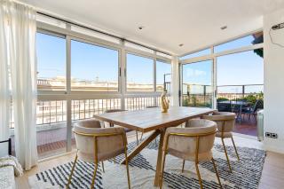 Chic 3br Retreat With Private Terrace - Barcelone - 0