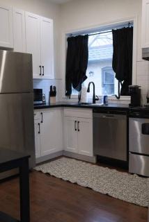 Modern 1BR in Wortley Village with Wi-Fi and Washer&Dryer - London - 5