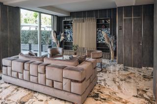 Hotel & Resort Tre Fontane Luxury - Portici - 3