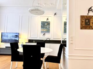 MONDRIAN Luxury Suites & Apartments Old Town - Varsavia - 5